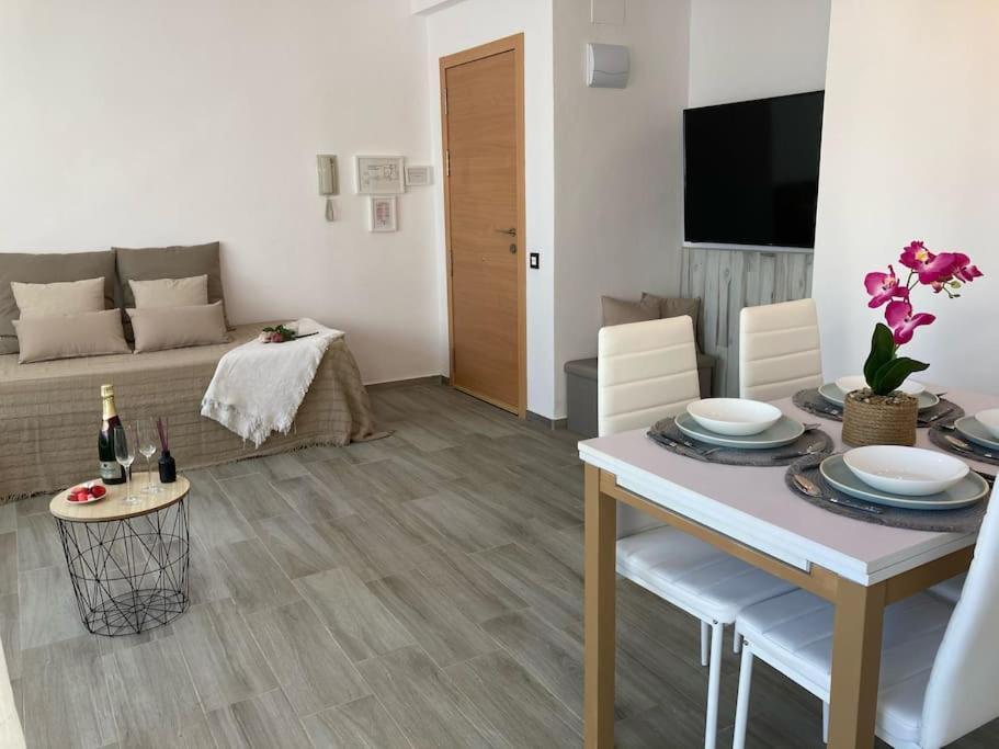 Coqueto Apartamento De Playa Con Piscina Y Terraza Βαλένθια Εξωτερικό φωτογραφία